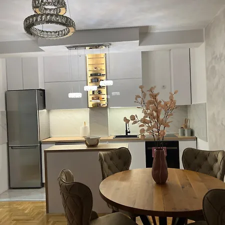 Stan Na Dan, Beograd-zarkovo